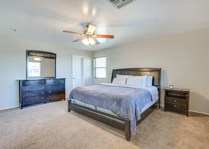 Holiday home Private Pool & Game Room: Spacious Retreat Phoenix