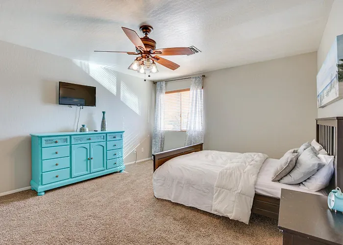 Private Pool & Game Room: Spacious Retreat * Phoenix